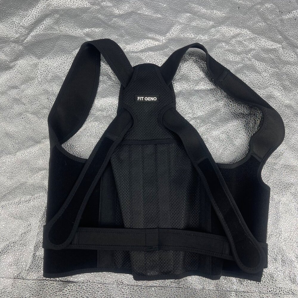 Fit Geno Posture Corrector Large Adjustable Back Brace Straightener Back Pain